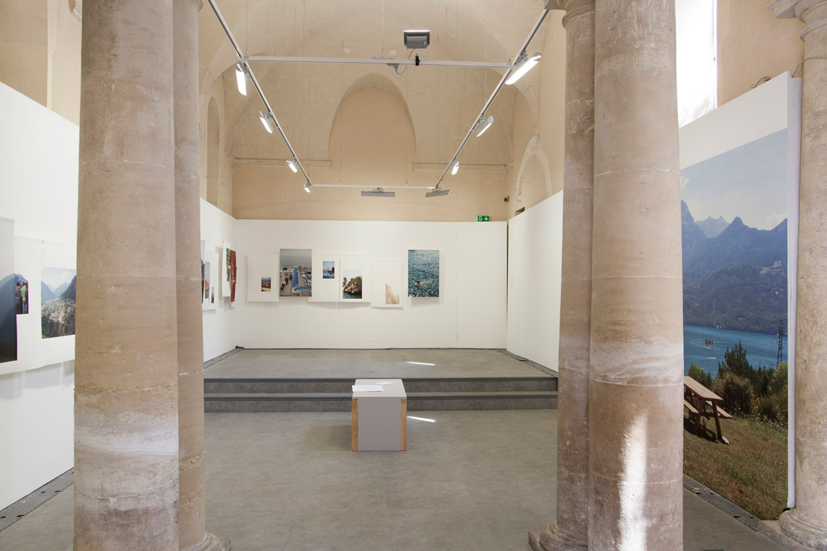 Quinze étés - Au Sud : Galerie Arena, Arles, 2019 — Photos : © Iris Winckler — Commissaires : Sasha Ertel, Apolline Lamoril et Iris Winckler